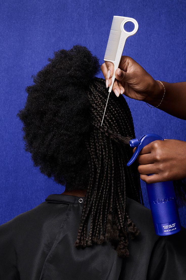 (1) > SMALL KNOTLESS BOX BRAID / BOX BRAID (MID-BACK > $250) (WAIST-LENGTH $300) WITH HAIR INCLUDED > SCROLL FOR MORE SIZES, BOOK YOUR APPOINTMENT. CLICK ON ANY PICTURE OF SIZES YOU WANT TO BOOK.