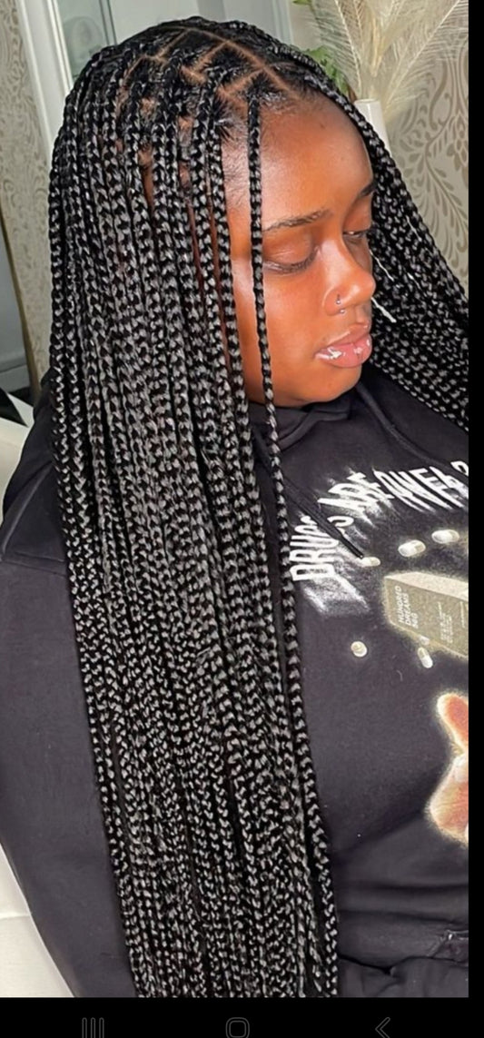 (B)> SMALL MEDIUM KNOTLESS BOX BRAIDS,   (MID BACK $180)           ( WAIST LENGTH $200)