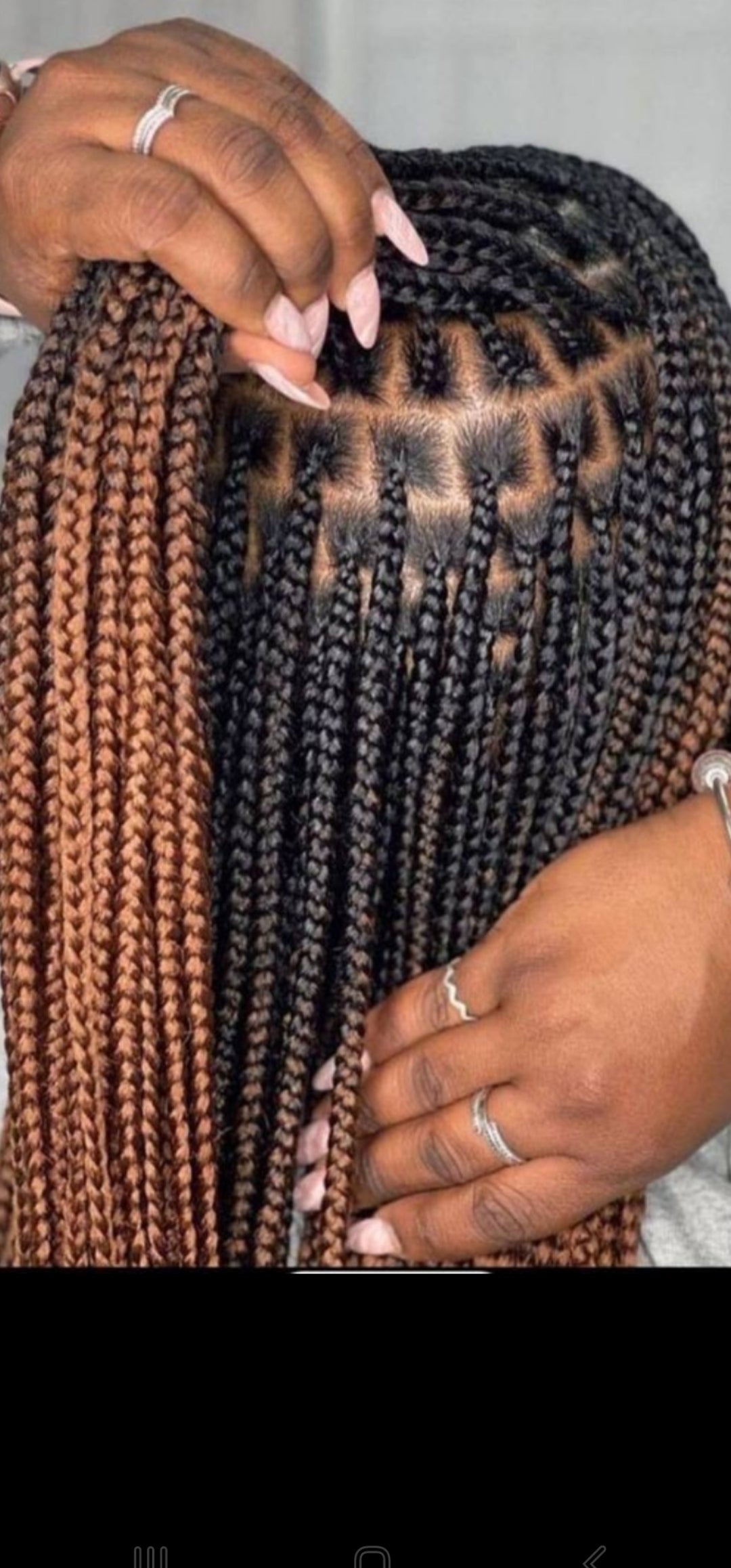 (F)> KNOTLESS BOX BRAID SMALL ( COLOR MIX)  ( HAIR-INCLUDED) ( MID-BACK $220) ( WAIST-LENGTH $250)