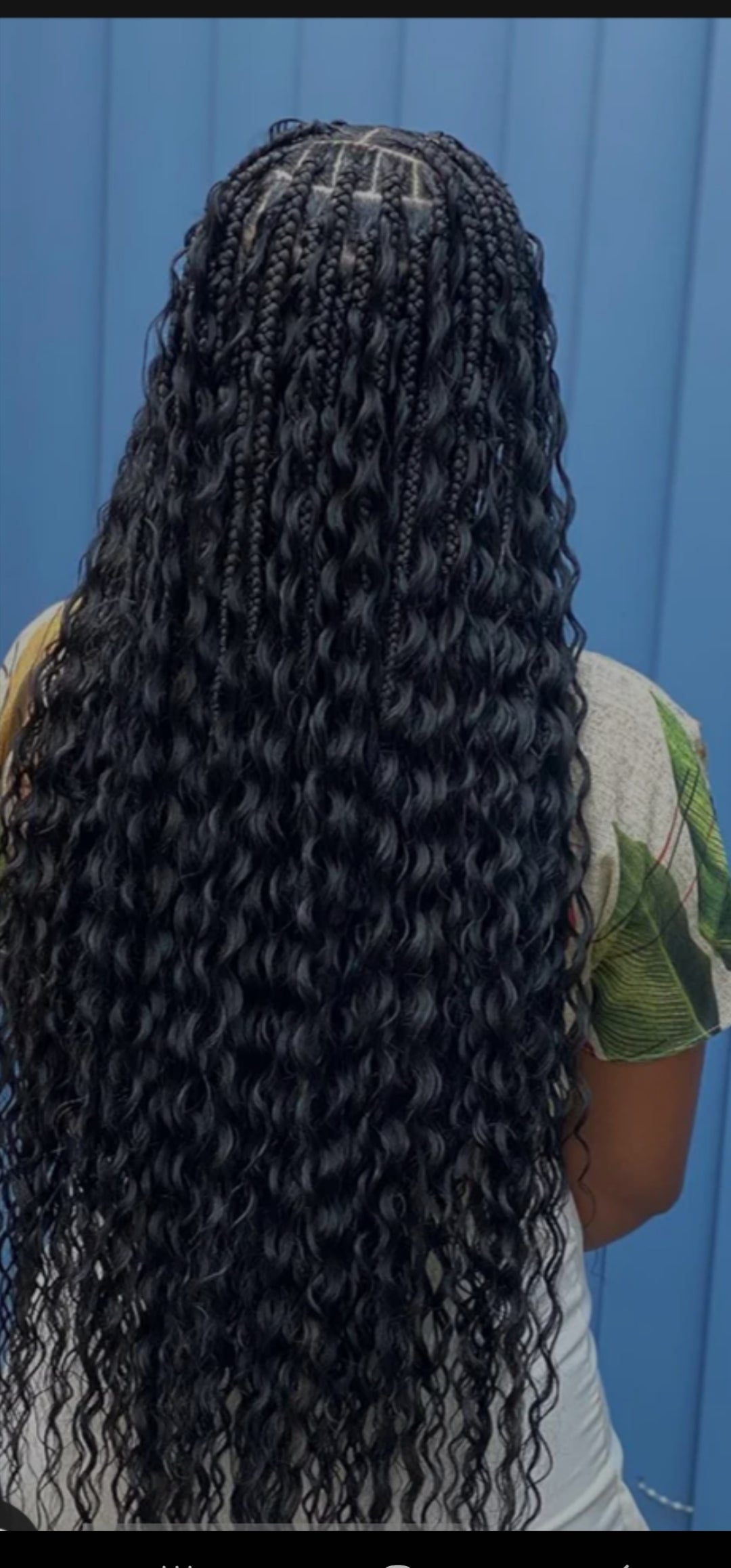 (B)> BOHEMIAN KNOTLESS BOX BRAID WITH FULL CURLS (SMALL MEDIUM $250 ) ( WAIST LENGTH $280) ( HAIR >INCLUDED)