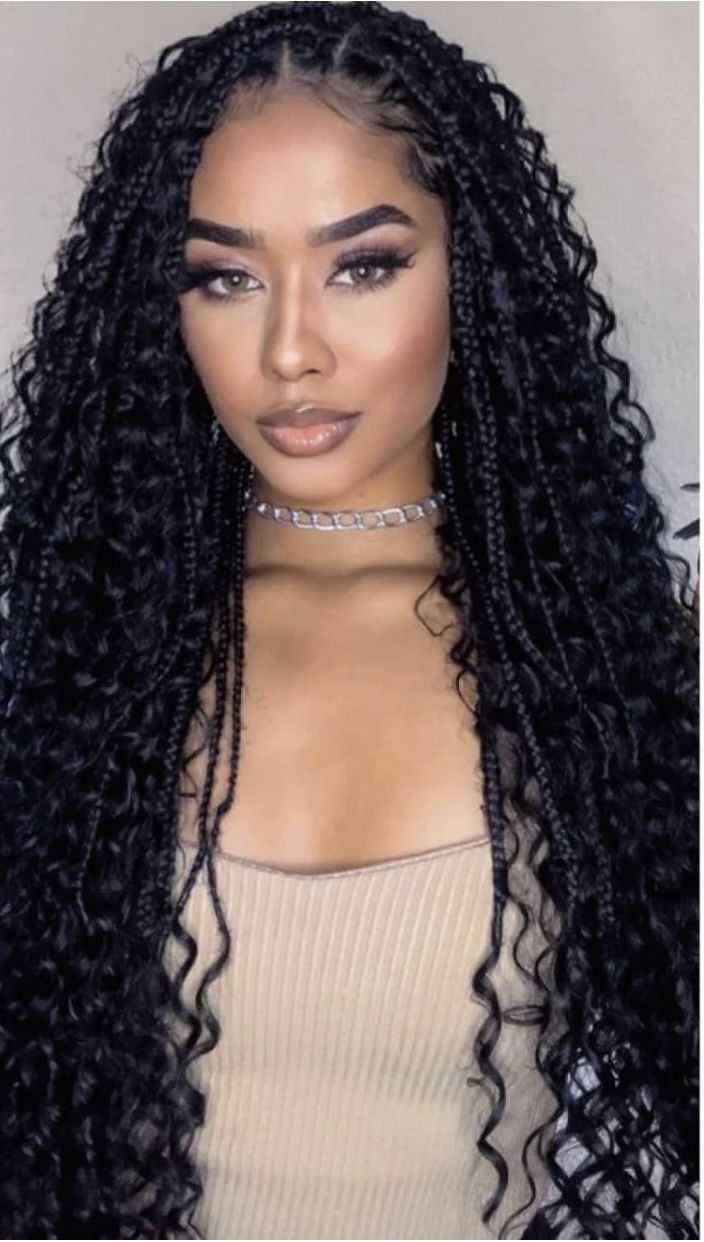 (1) > SMALL KNOTLESS BOX BRAID / BOHO BOX BRAIDS,  WITH SYNTHETIC CURLY HAIR AND BRAIDING HAIR INCLUDED ON THIS SERVICE.  YOU CAN ALSO BRING YOUR OWN CURLY HAIR AND GET $10 DISCOUNT. SCROLL FOR OPTIONS TO BOOK DIFFERENT SIZES.