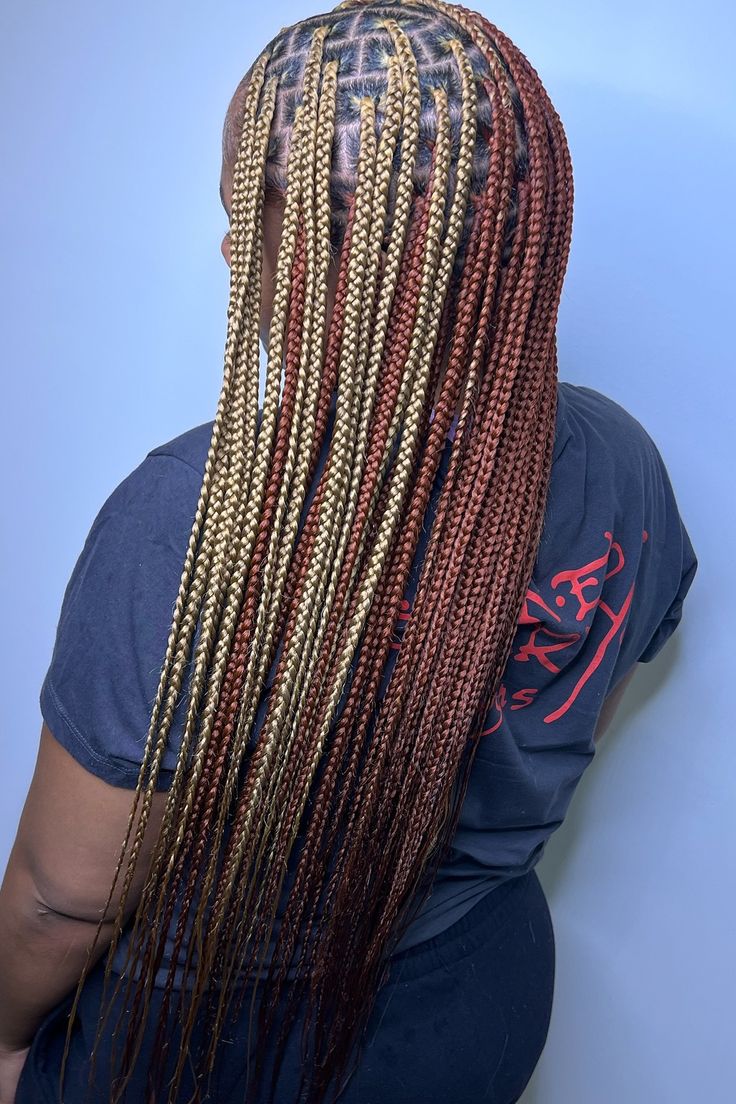 (1a,) KNOWLESS BOX BRAIDS,  HAIR IS INCLUDED ON THIS SERVICES. PROCESS TAKES 3 TO 6 HOURS DEPENDING ON SIZE & LENGTH.  SCROLL FOR MORE PICTURES.