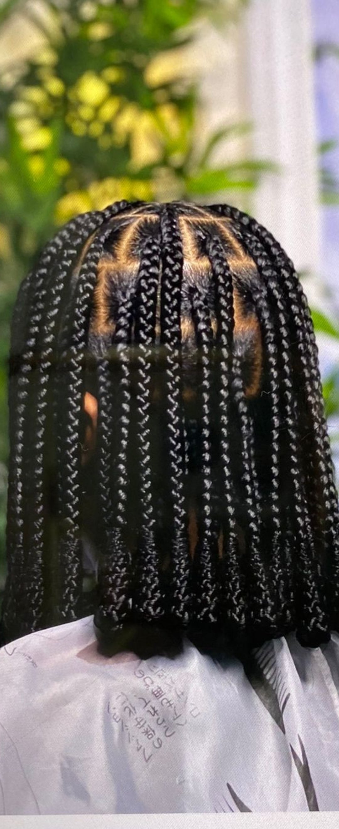 SHOULDER LENGTH BANTU KNOTLESS BRAIDS