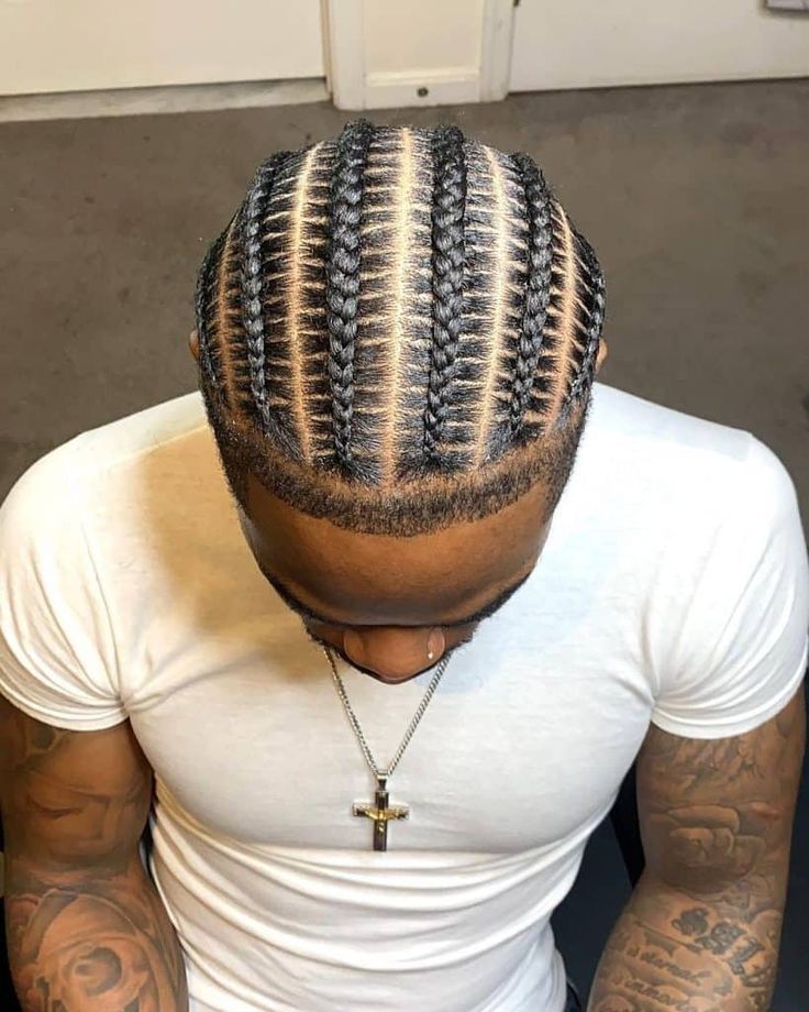 MEN DESIGN CONROWS,  SCROLL FOR MORE PICTURES.  ANY CONROWS HERE IS $100 TO $160 DEPENDING ON THE DESIGN OF  YOUR CHOICE .