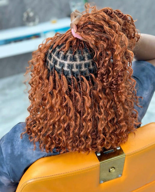 (B3)> GYPSY SMALL WITH HUMAN HAIR CURLS INCLUDED SHOULDER LENGTH.