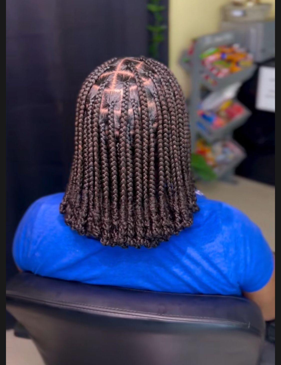 (9) BANTU KNOTLESS BRAIDS