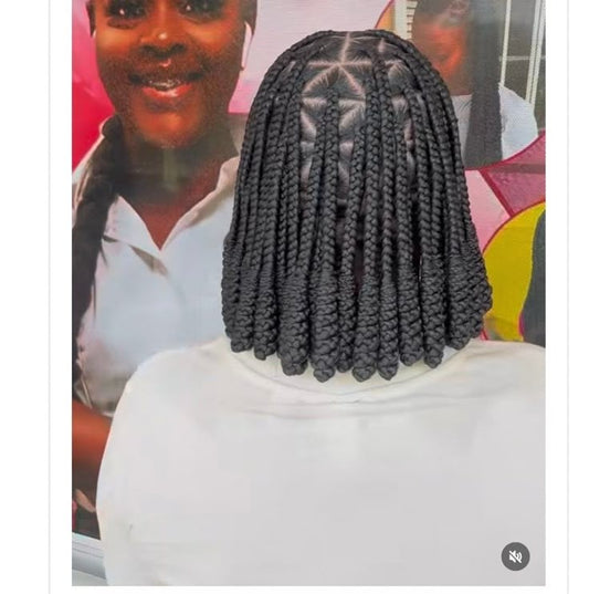 BANTU KNOTLESS BOX BRAID MEDUIM WITH HAIR INCLUDED.