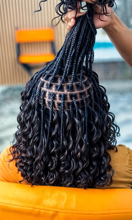 (1) > SMALL KNOTLESS BOX BRAID / BOHO BOX BRAIDS,  WITH SYNTHETIC CURLY HAIR AND BRAIDING HAIR INCLUDED ON THIS SERVICE.  YOU CAN ALSO BRING YOUR OWN CURLY HAIR AND GET $10 DISCOUNT. SCROLL FOR OPTIONS TO BOOK DIFFERENT SIZES.