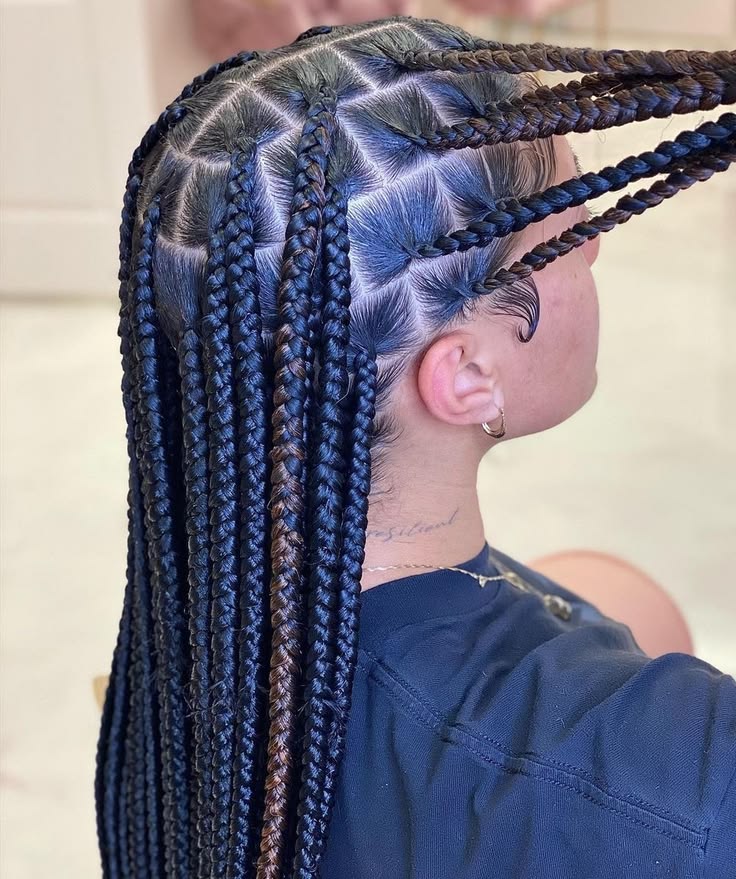 (1) > MEDUIM LARGE KNOTLESS BOX BRAID